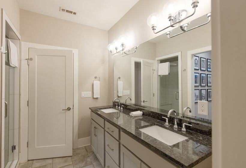 Doralee By Avantstay Rooftopterrace 8 Mins To Broadway Dolly Parton Theme