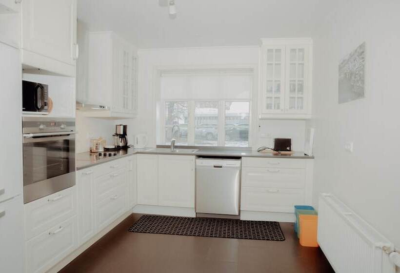 Gamli Skólinn Húsavík