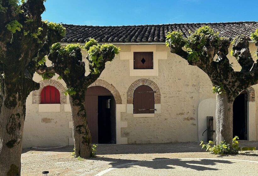 Отель Domaine De L Ecorcerie