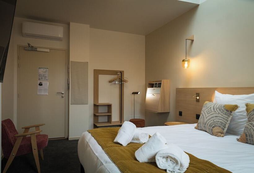 Отель Domaine De L Ecorcerie