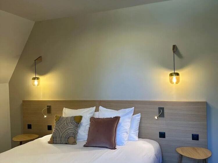 Отель Domaine De L Ecorcerie