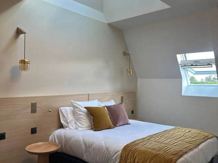 Отель Domaine De L Ecorcerie