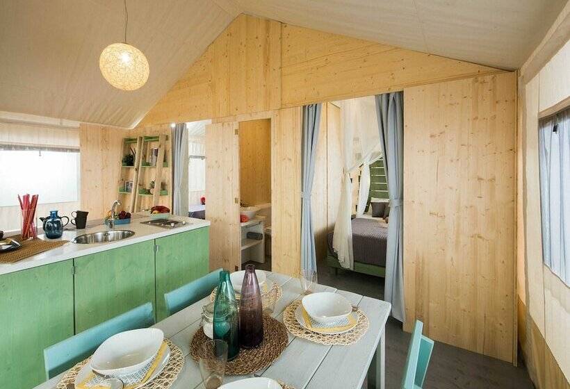 ホテル Luxury Tent Only 11 Km. From Porec