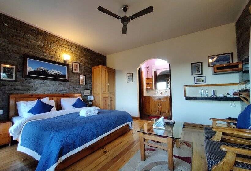 Отель Mohans Binsar Retreat