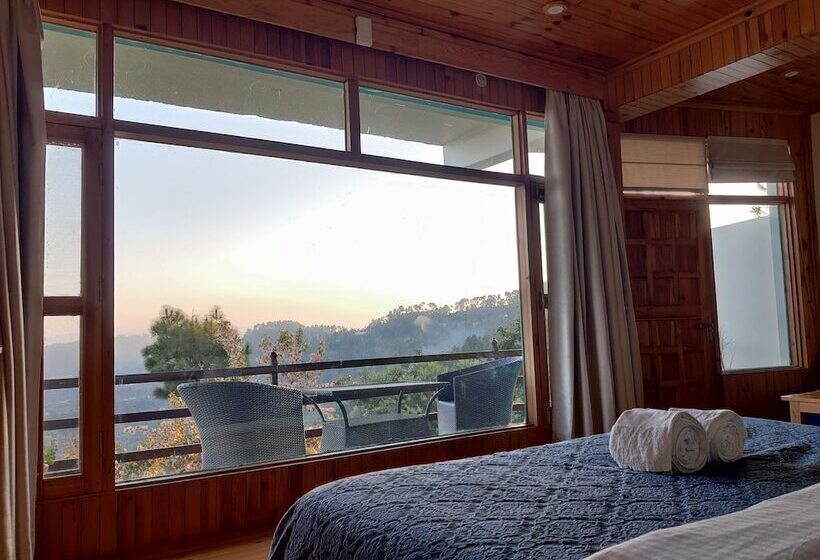 Отель Mohans Binsar Retreat