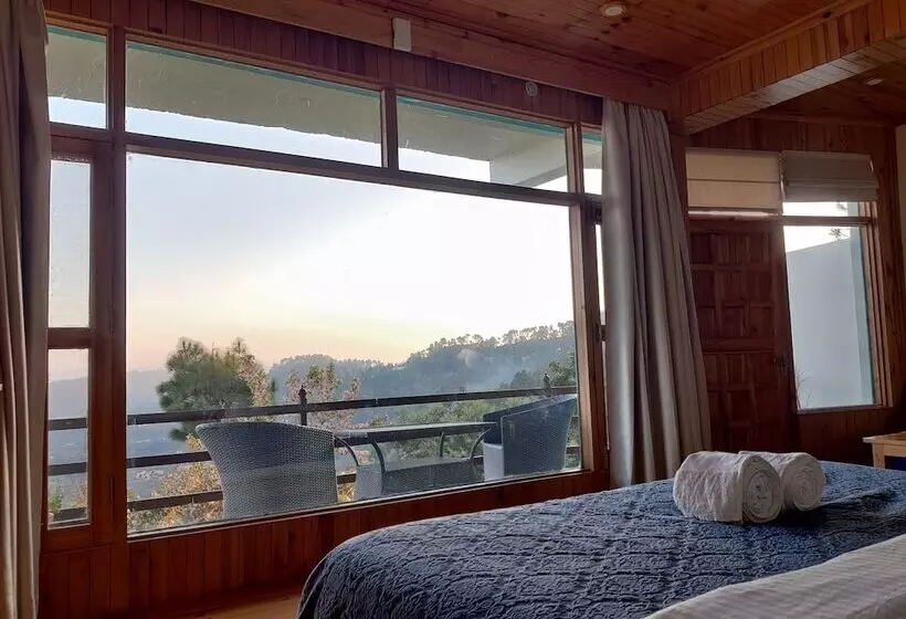 ホテル Mohans Binsar Retreat