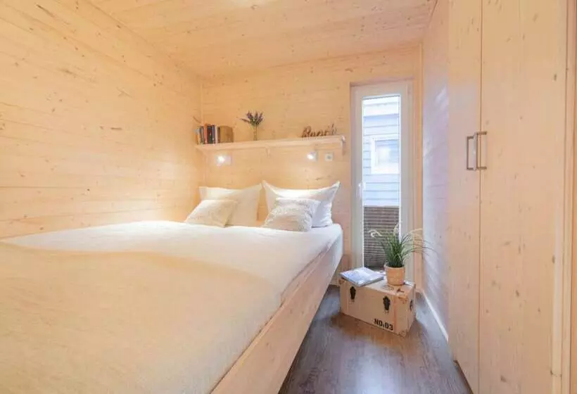 Hotelli The Goose Modern Retreat