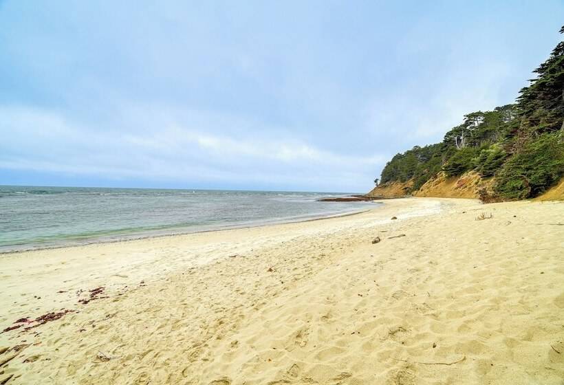 Moss Beach Oceanfront Retreat ~ 20 Mi To San Fran!