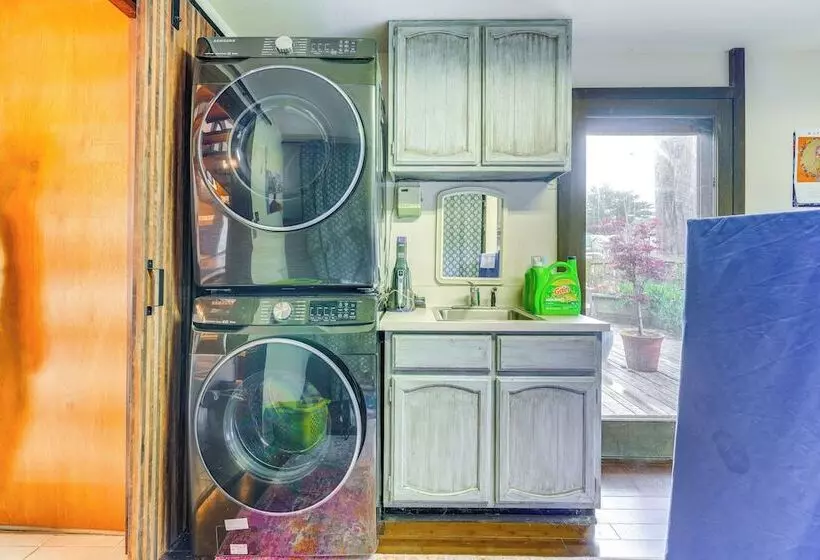 Moss Beach Oceanfront Retreat ~ 20 Mi To San Fran!