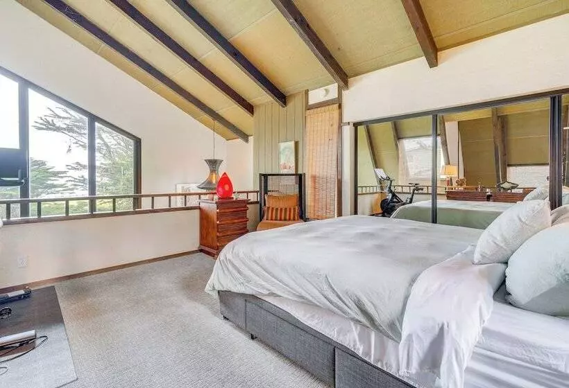 Moss Beach Oceanfront Retreat ~ 20 Mi To San Fran!