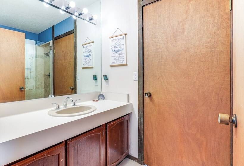 Moss Beach Oceanfront Retreat ~ 20 Mi To San Fran!