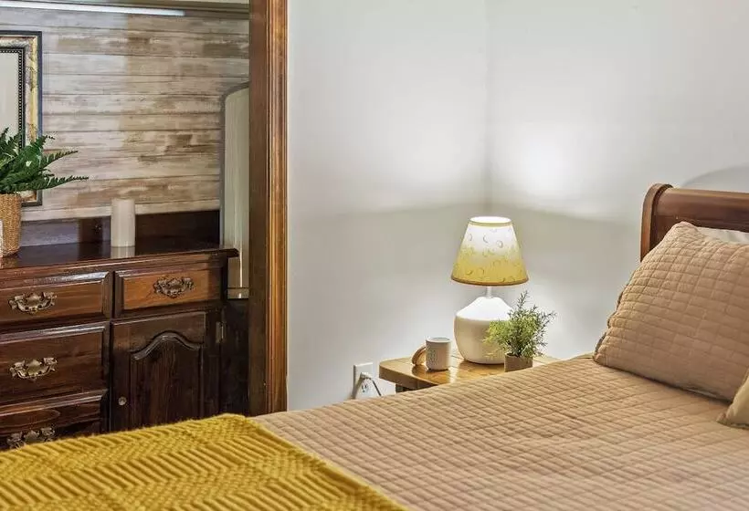 Mountain Must Have By Avantstay Indoor Hot Tub, Game Room & Fire Pit!