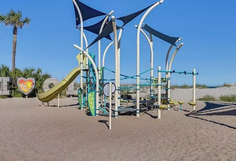 Myrtle Beach  Coastal Cabana  W/ Resort Amenities!