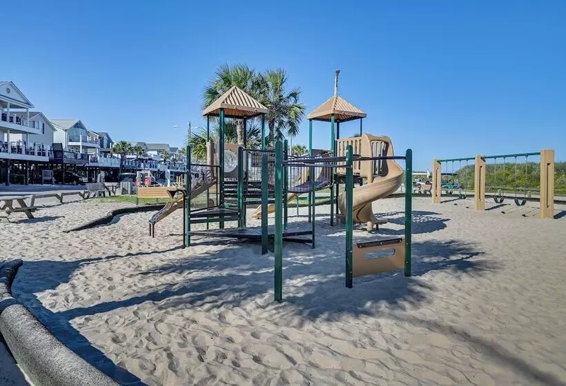 Myrtle Beach  Coastal Cabana  W/ Resort Amenities!