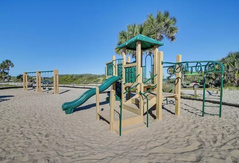 Myrtle Beach  Coastal Cabana  W/ Resort Amenities!