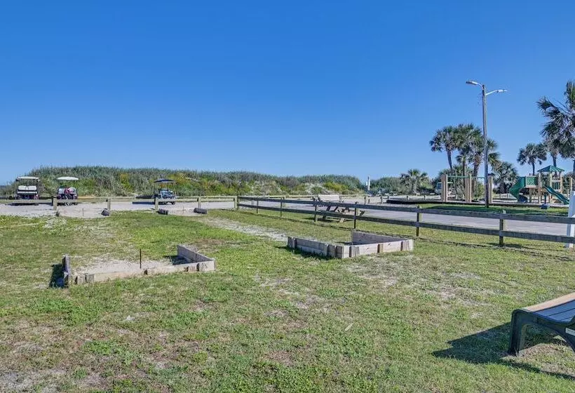 Myrtle Beach  Coastal Cabana  W/ Resort Amenities!