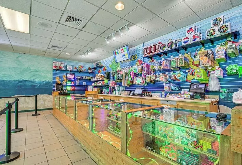 Myrtle Beach  Coastal Cabana  W/ Resort Amenities!