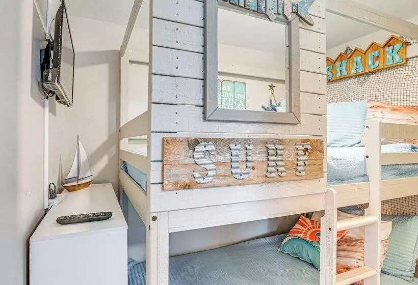 Myrtle Beach  Coastal Cabana  W/ Resort Amenities!