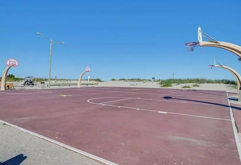 Myrtle Beach  Coastal Cabana  W/ Resort Amenities!