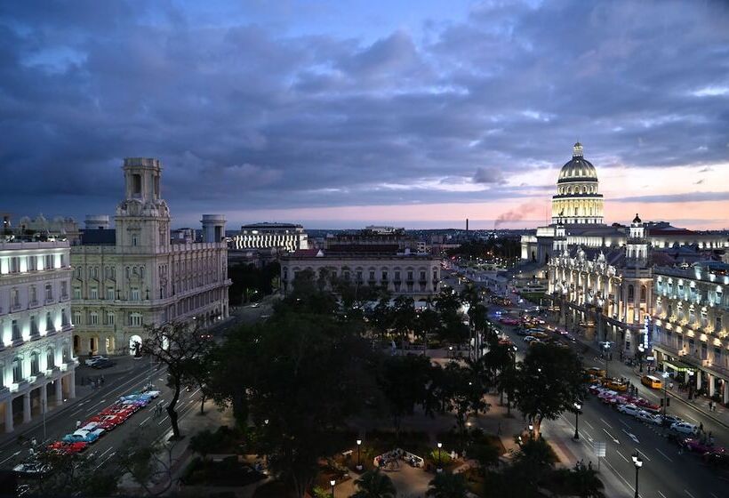 پانسیون Hostal Raul Y Olga