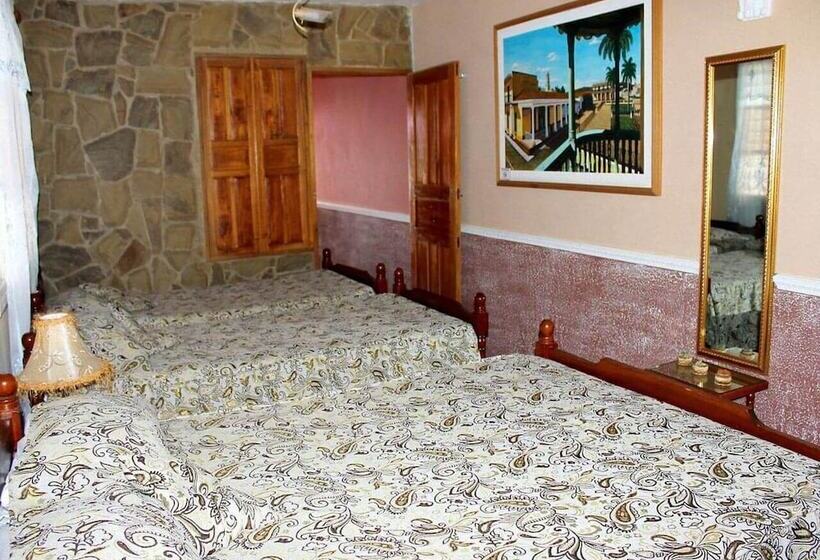 پانسیون Hostal Sra. Dailin Fernandez Trinidad