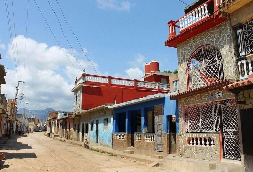 پانسیون Hostal Sra. Dailin Fernandez Trinidad