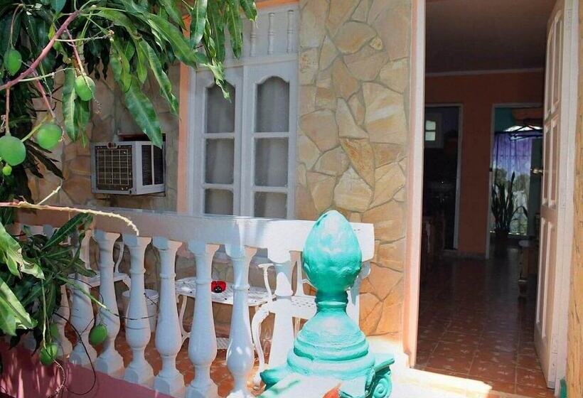 پانسیون Hostal Sra. Dailin Fernandez Trinidad