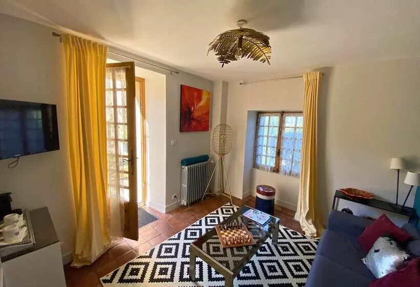 ペンション Le Clos Romantic