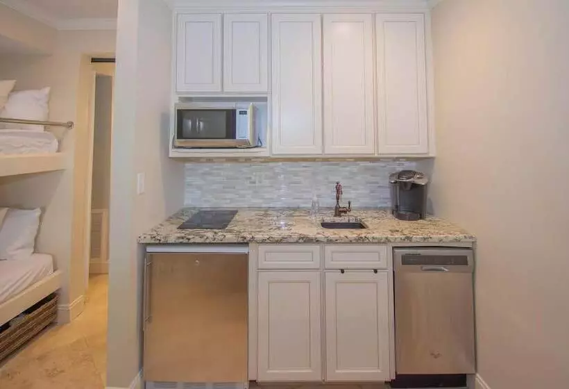 Lomakeskus 511 Sunsuite