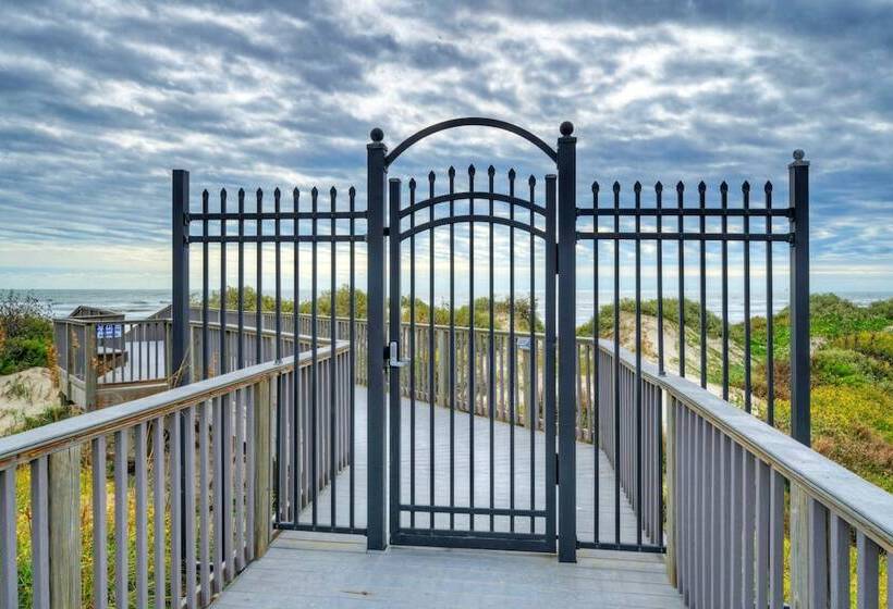 Salt & Sun By Avantstay Beach Access + Pool