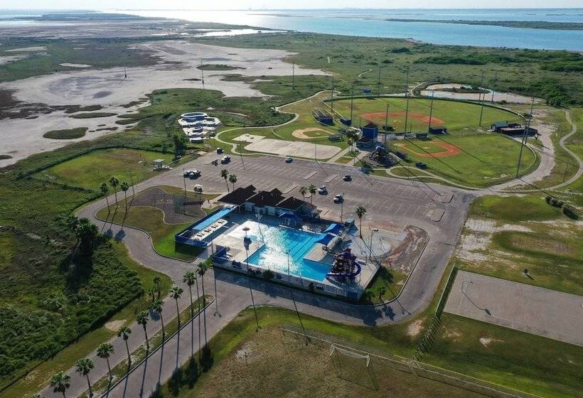 Salt & Sun By Avantstay Beach Access + Pool