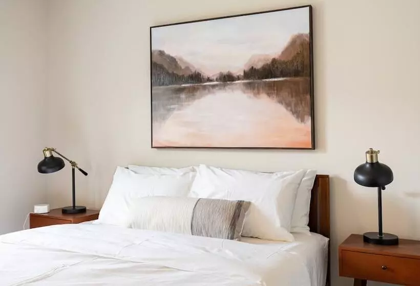 Silver Maple By Avantstay Modern & Stylish Haven