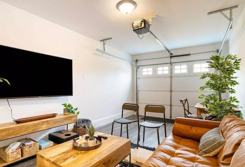 Silver Maple By Avantstay Modern & Stylish Haven