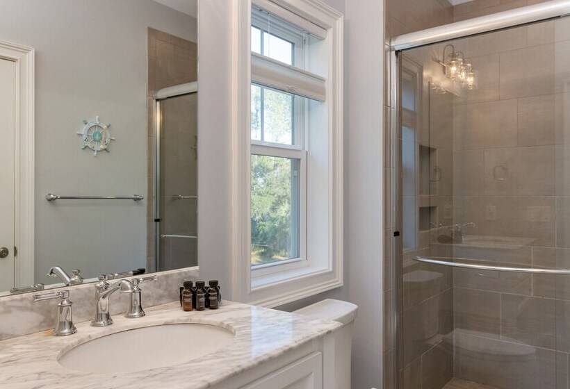 Sweetbay By Avantstay 1 Min Walk To Beach + Pool