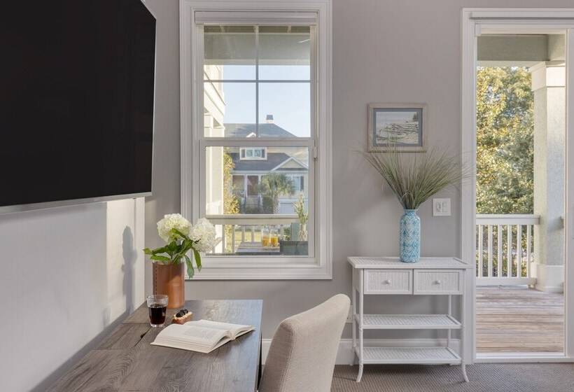 Sweetbay By Avantstay 1 Min Walk To Beach + Pool