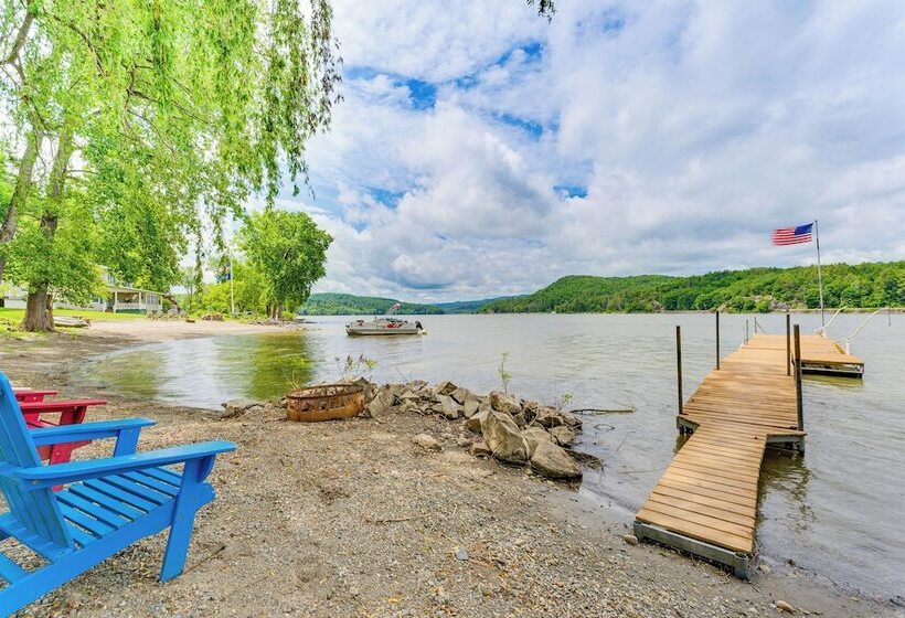 Waterfront Home On Lake Champlain W/ Dock & Kayaks