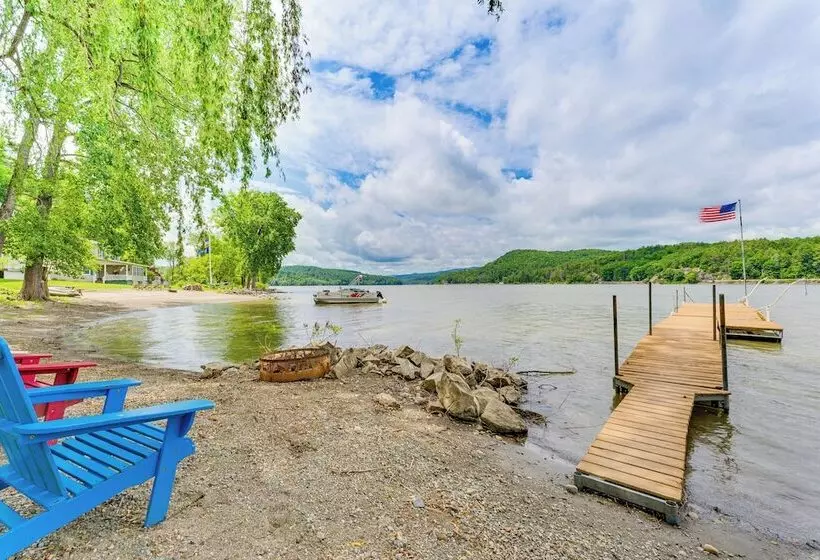 Waterfront Home On Lake Champlain W/ Dock & Kayaks