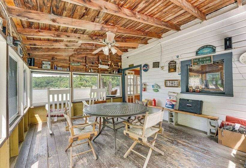 Waterfront Home On Lake Champlain W/ Dock & Kayaks