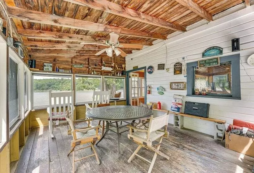 Waterfront Home On Lake Champlain W/ Dock & Kayaks