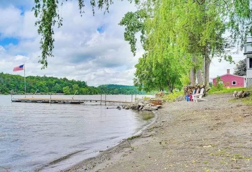 Waterfront Home On Lake Champlain W/ Dock & Kayaks