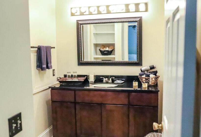 مبيت وإفطار Early Inn At The Grove