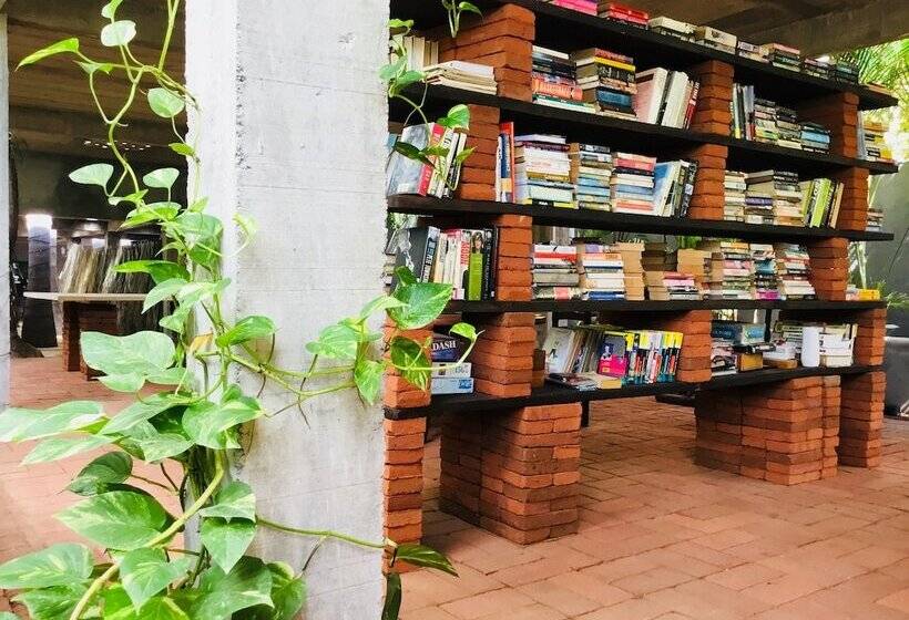 تختخواب و صبحانه Hacienda La Rusa