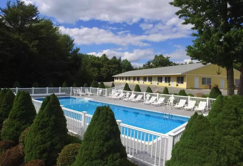 High Seas Motel