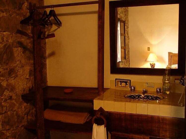 هتل La Casa De Piedra By Rotamundos