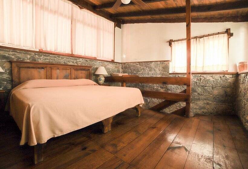 هتل La Casa De Piedra By Rotamundos