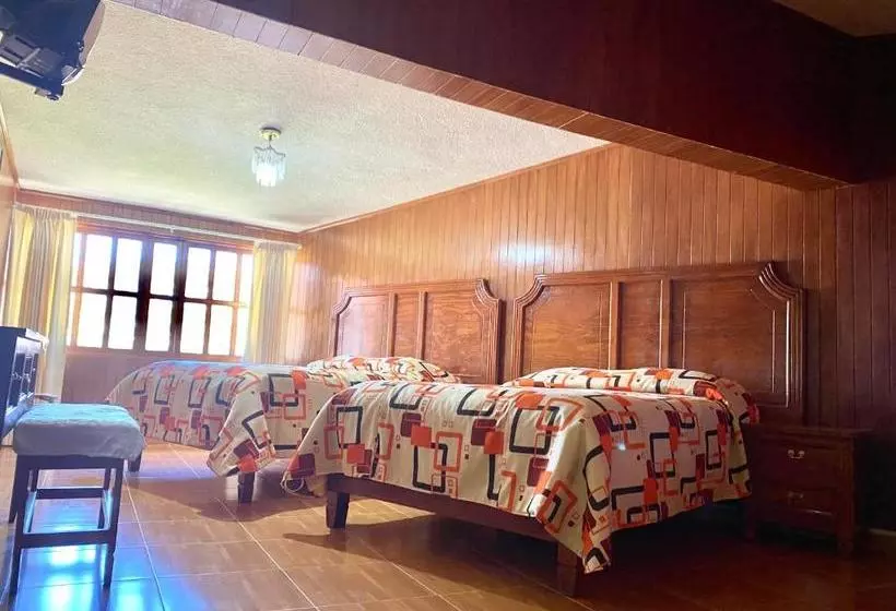 Hotelli Posada Castillo