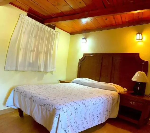 Hotelli Posada Castillo