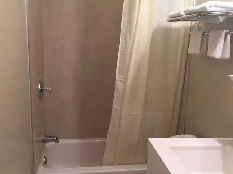 ホテル Scottish Inn And Suites   Bensalem Philadelphia
