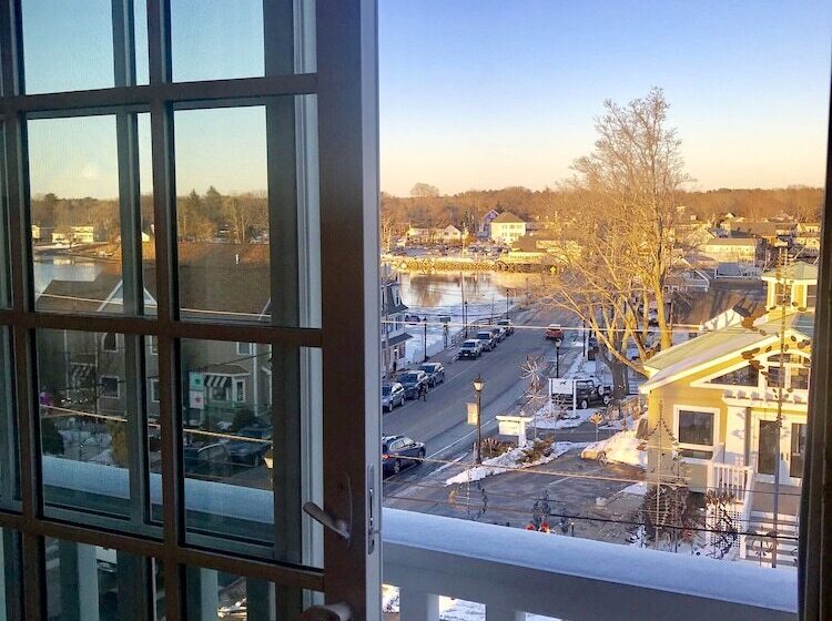 Отель The Grand