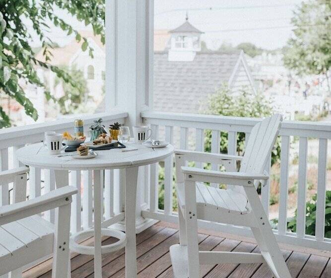 Отель The Grand